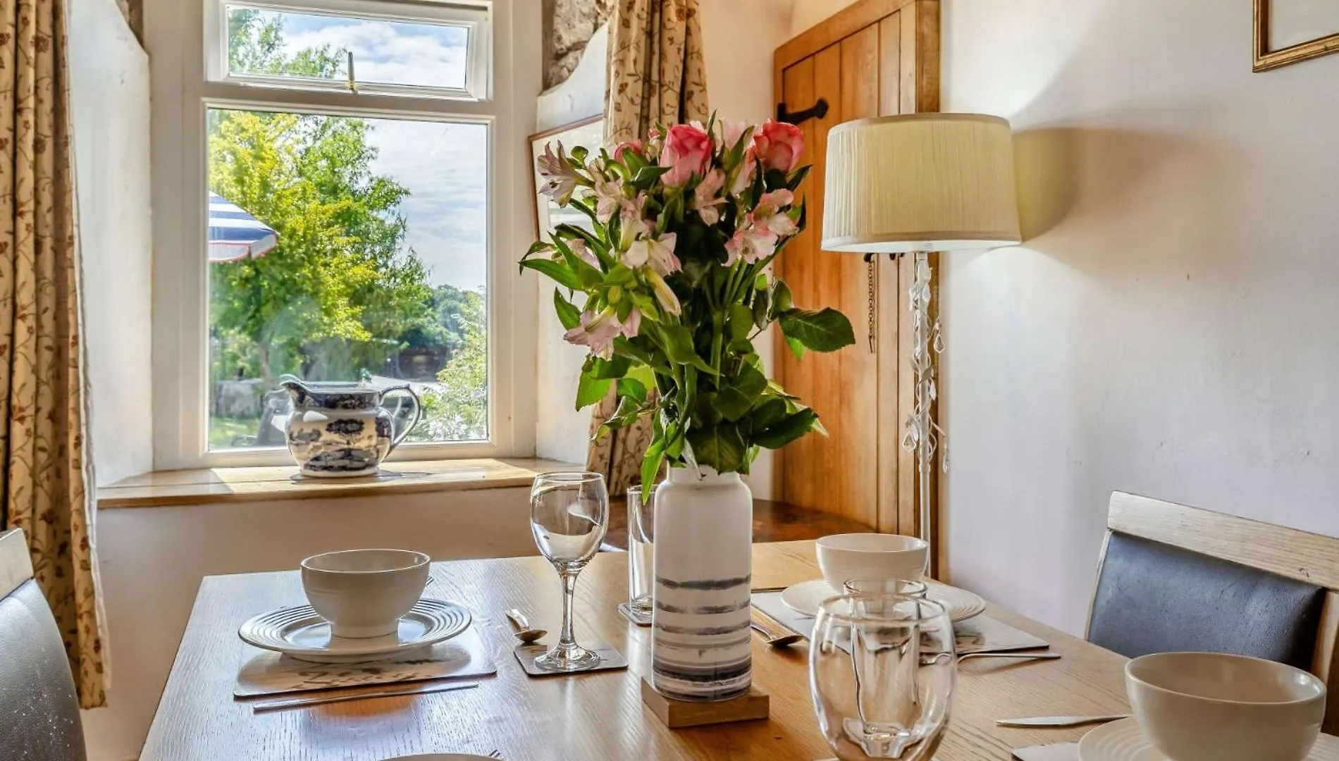 2 Bed In Gower 62019 Villa Reynoldston Holiday home
