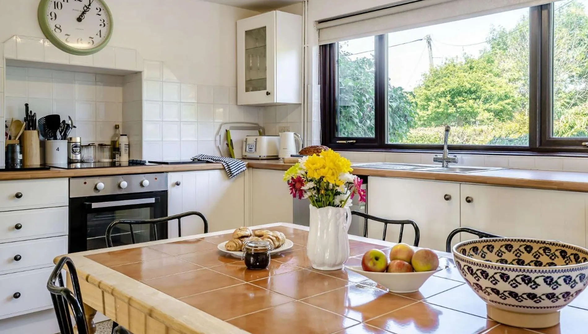 2 Bed In Gower 62019 Villa Reynoldston 0*,  United Kingdom